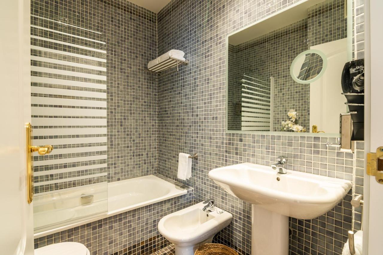 Tuguest Isabel La Catolica Apartment Гранада Экстерьер фото